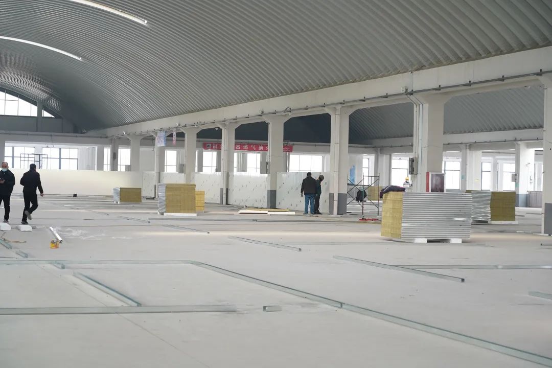 疫情就是命令，鍍鋁鋅鋼板銷售廠家宏鑫源緊急馳援多地方艙醫(yī)院建設(shè)(圖11)